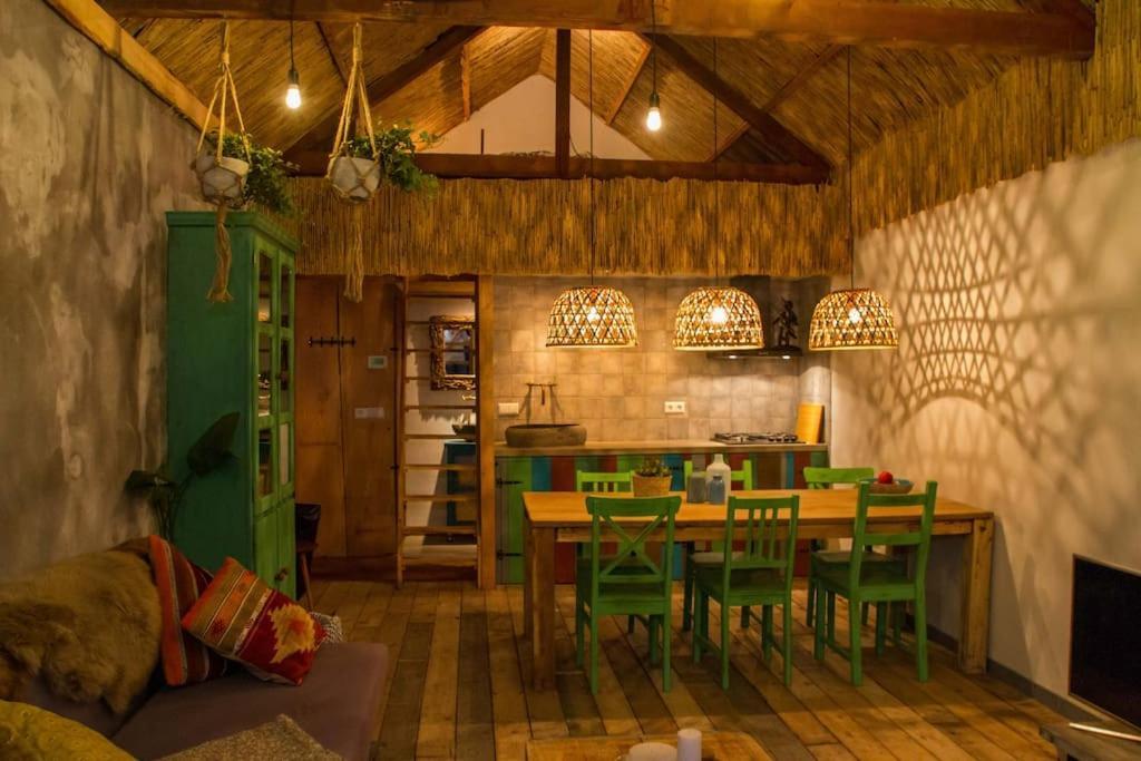 Balistyle Guesthouse Incl Hottub Near Amsterdam And Haarlem フェルゼン・ザイト エクステリア 写真