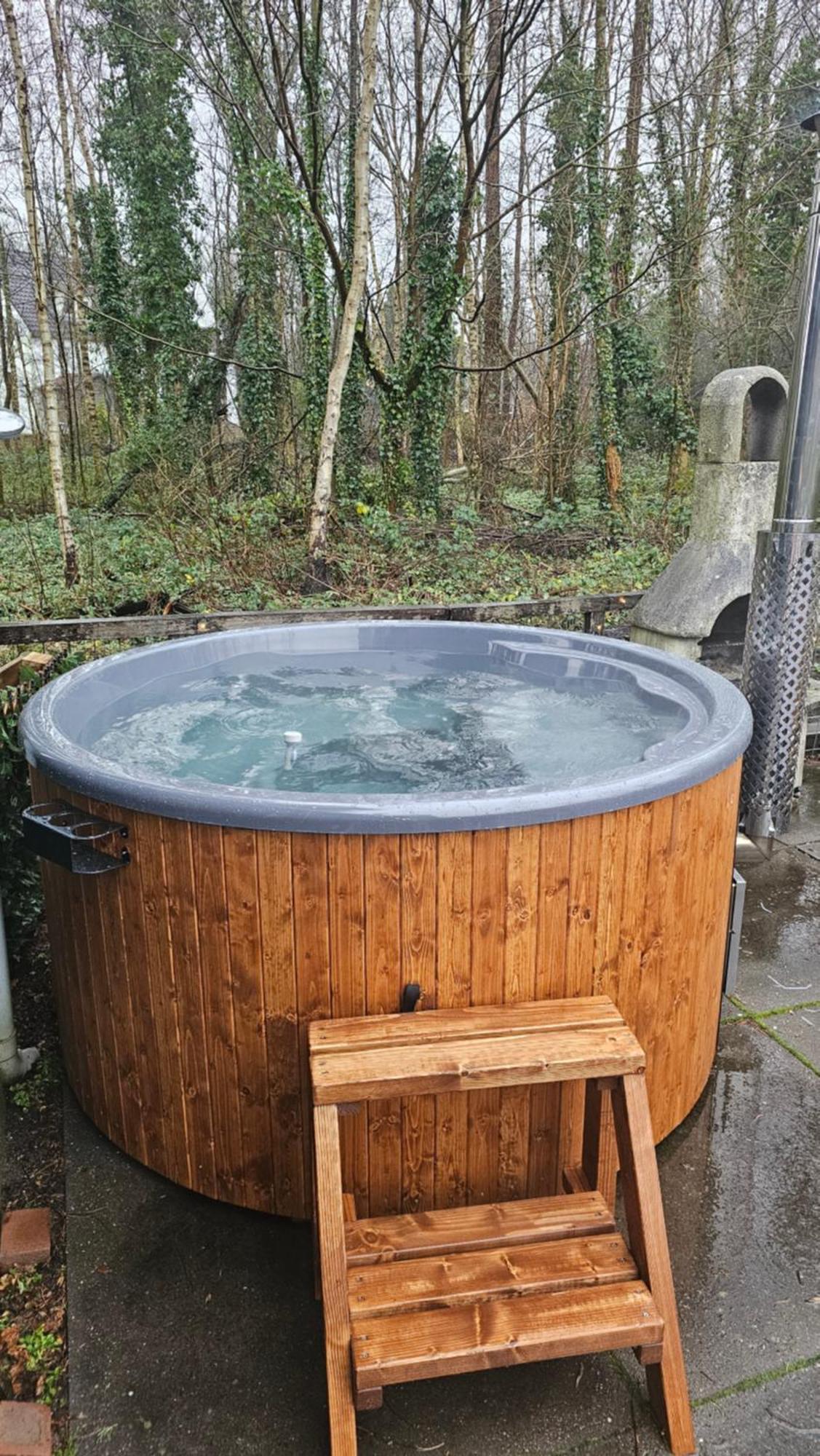Balistyle Guesthouse Incl Hottub Near Amsterdam And Haarlem フェルゼン・ザイト エクステリア 写真
